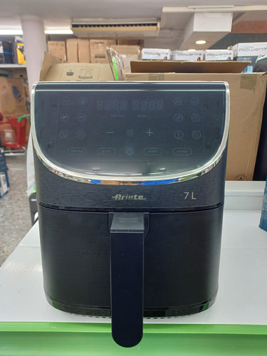Ariete Freidora de Aire 7L 4627, Freidora de Aire 7L, Temporizador de 60 Minutos, LCD y Pantalla Táctil con 12 Modos de Cocción, Función Max Crisp, Temperatura Máxima 200° C, 1700W, Negra